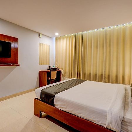 Hotel O V3R Residency Bengalúr Exteriér fotografie